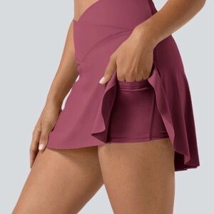 EUC 1x beautiful HALARA wine cross front skirt with pocket and duel slits